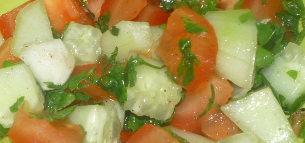 Sałatka z pomidorem i cebulą (autor: pioge7)