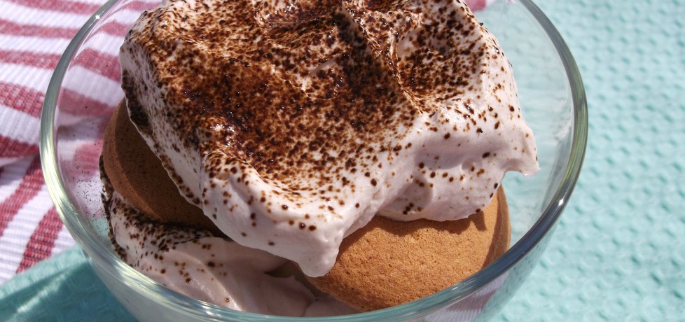 Kawowo-biszkoptowy deser. (autor: babeczka35)