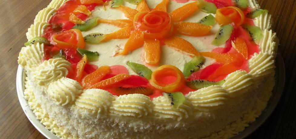 Tort bezowy z owocami (autor: kakiaa)