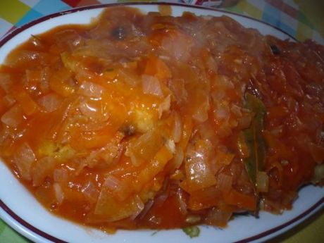 Przepis na: ryba w pomidorach :gotujmy.pl