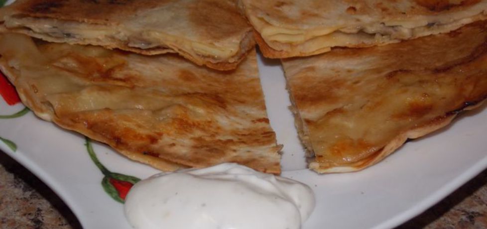 Quesadilla z pieczarkami (autor: aneta8185)