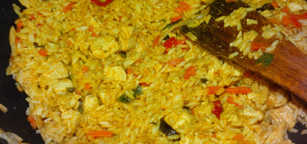 Ryż curry z kurczakiem i warzywami (autor: internetowa