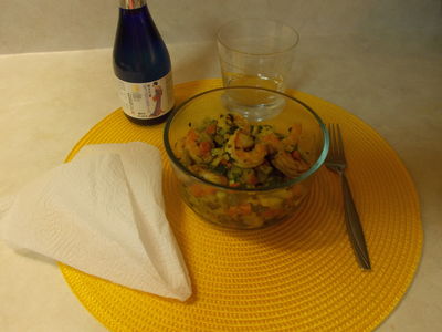 Krewetki w warzywach z nutką curry i zioł