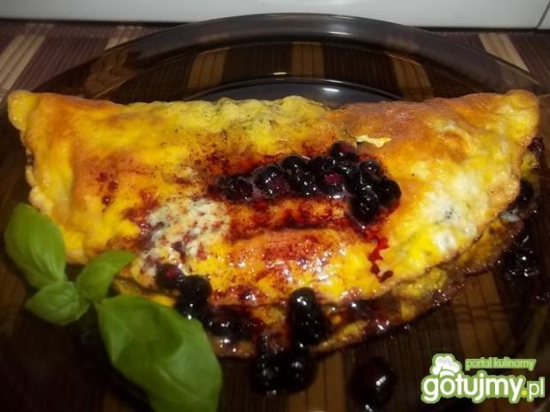 Przepis  omlet z jagodami wg beatris przepis