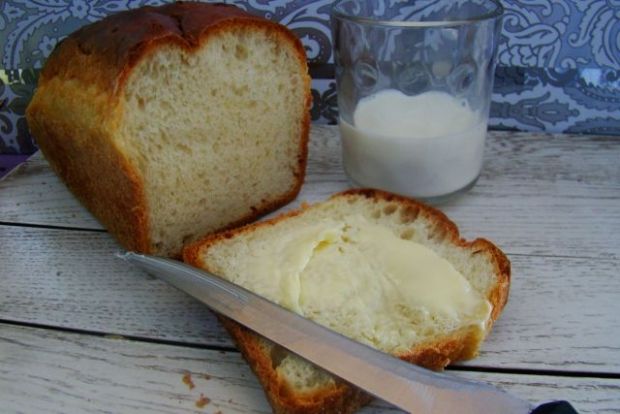Przepis  domowy chlebek na mleku przepis
