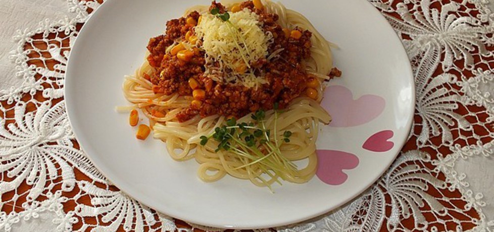 Spaghetti z dodatkiem kukurydzy (autor: mysiunia)