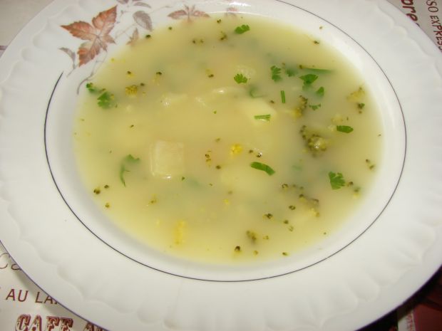 Przepis  zupa ziemniaczana z brokułem przepis