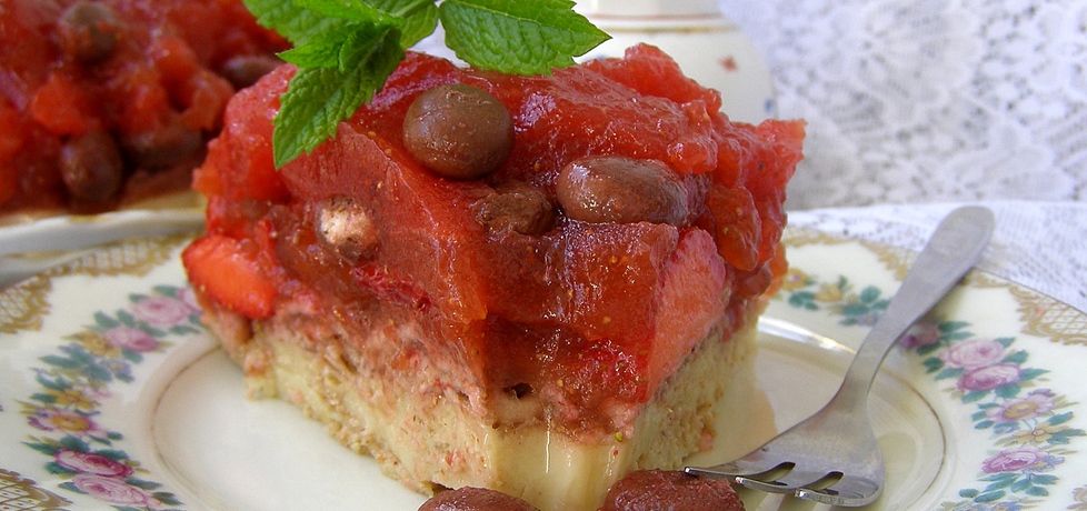 Smaczny miętowo truskawkowy deser... (autor: w-mojej