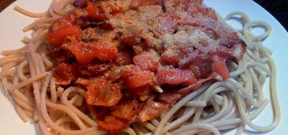 Spaghetti w sosie pomidorowym z boczkiem (autor: agnieszka189 ...