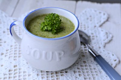 Zupa krem brokułowo