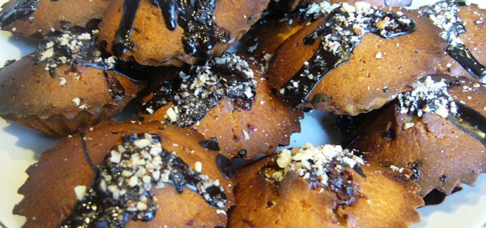 Muffinki z czekoladą i orzechami (autor: tessinka)