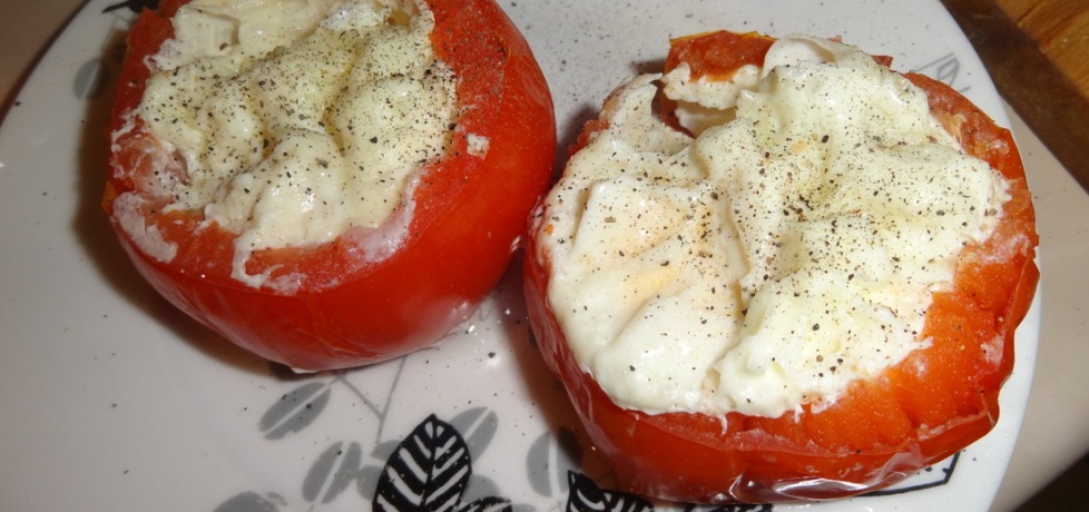 Pomidor zapiekany z jajkiem (autor: agulastabi)