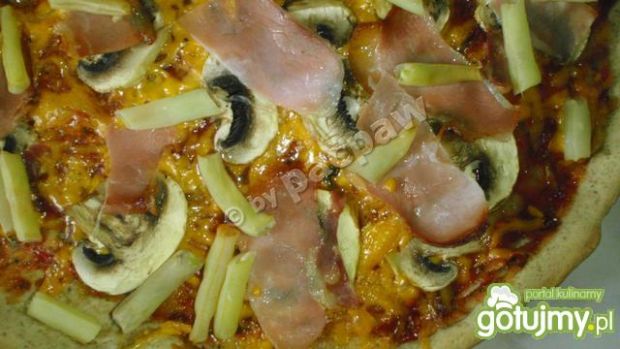 Przepis  pizza piniowa z fasolką szparagową przepis