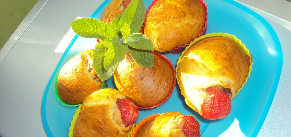 Muffinki z truskawkami (autor: mama-niejadka)