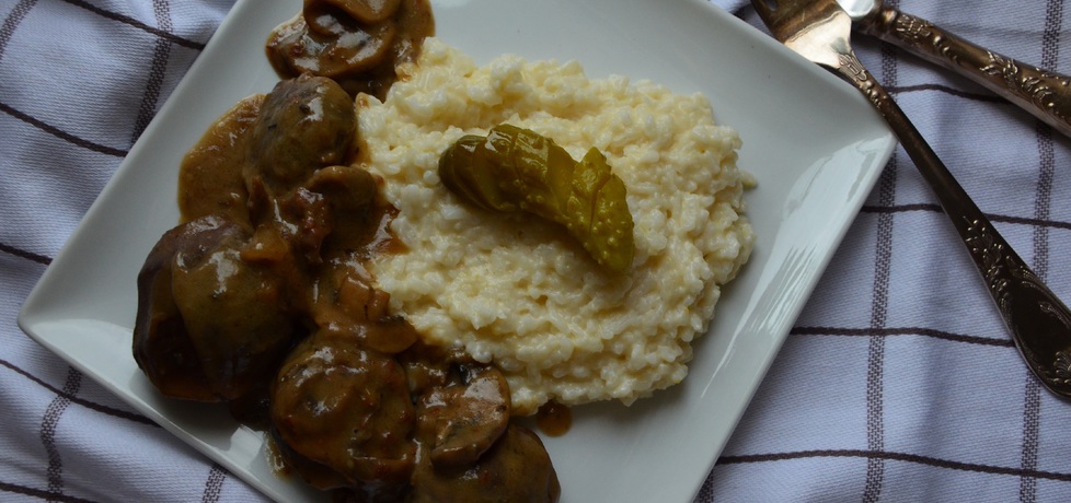 Gęsie żołądki z pieczarkami i ryżem z hummusem (autor: renata22 ...