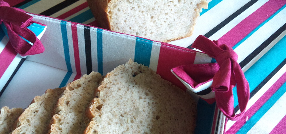 Chleb pszenny ze słonecznikiem, na zakwasie (autor: alexm ...