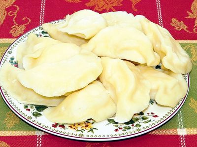 Pierogi z jabłkami