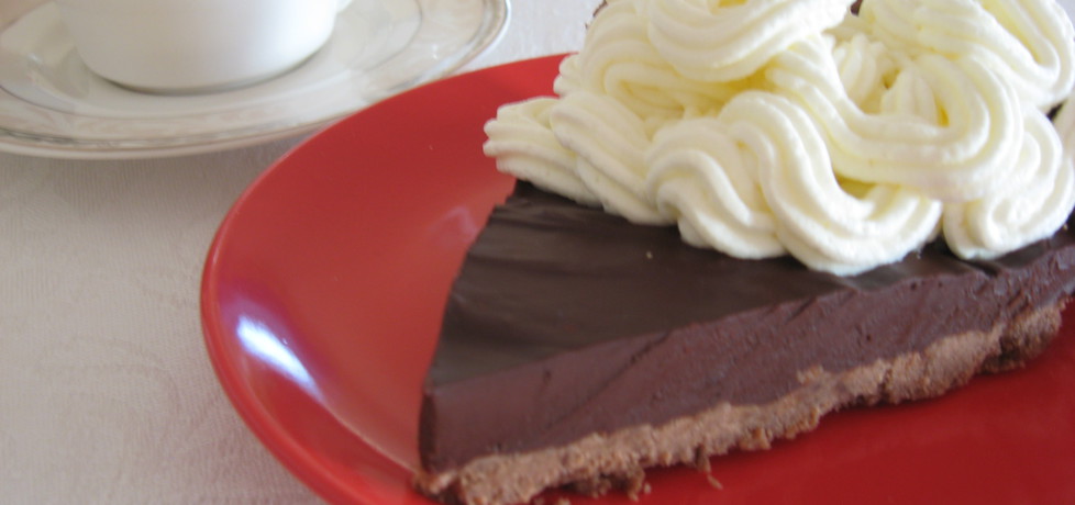 Tarta czekoladowa z bitą śmietaną (autor: anemon ...