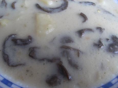 Sposób przygotowania: zupa grzybowa z ziemniakami. gotujmy.pl
