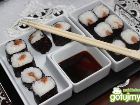 Przepis  kwaszona śliwka  sushi przepis