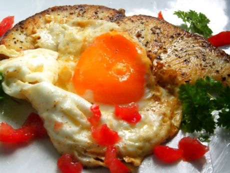 Przepis  stek z rekina z jajkiem sadzonym przepis