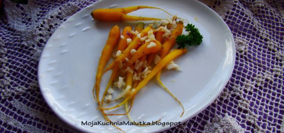 Młode marchewki w czosnkowym masełku (autor: iwa643 ...