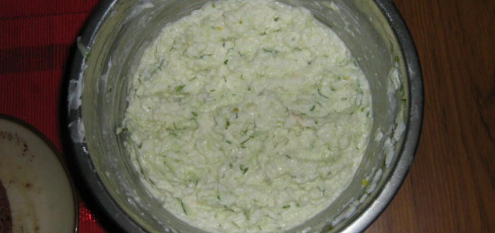 Sałatka ryżowa z zielonym ogórkiem (autor: pacia)