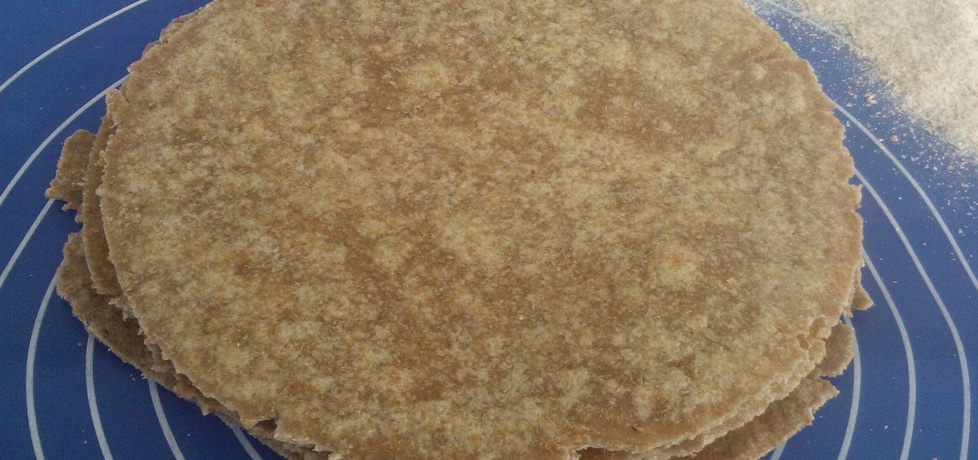 Domowe tortille z mąki razowej (autor: justynkag)