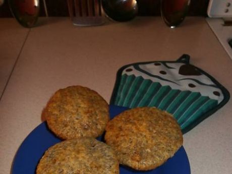 Przepis  makowe muffinki z dżemem wiśniowym przepis