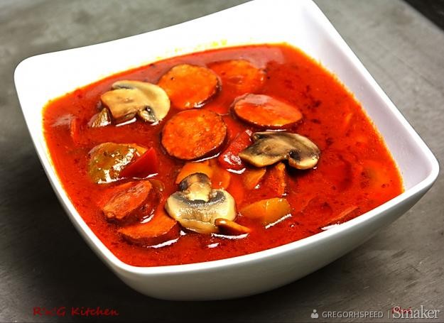 Zupa pomidorowa z san escobar