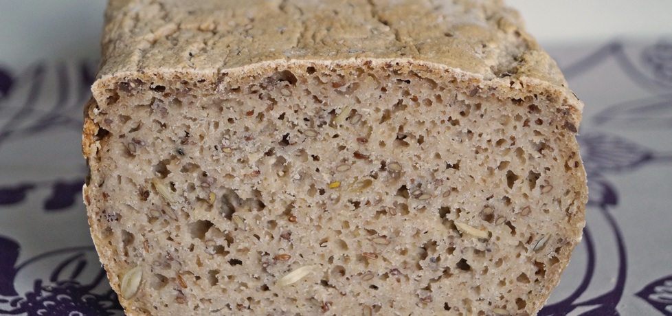 Chleb gryczano-jaglany z ziarnami (autor: alexm)