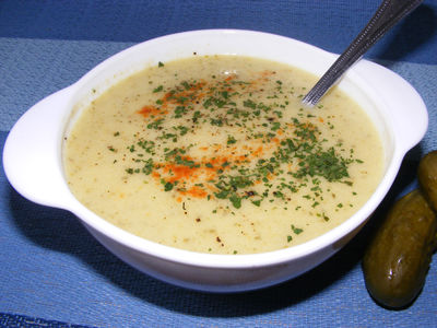 Kremowa zupa ogórkowa