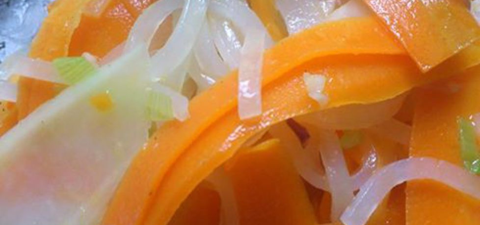 Makaron ryżowy z warzywami (autor: malinowepocalunki ...