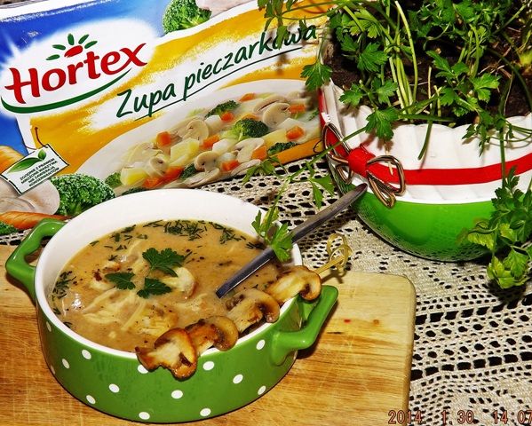 Przepis  hortex zupa krem z pieczarek i serkami przepis