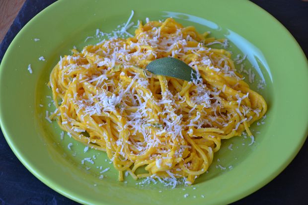 Przepis  spaghetti z sosem z dyni przepis