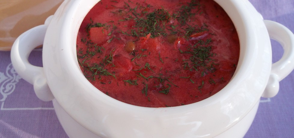 Buraczkowa zupa z warzywami. (autor: babeczka35 ...