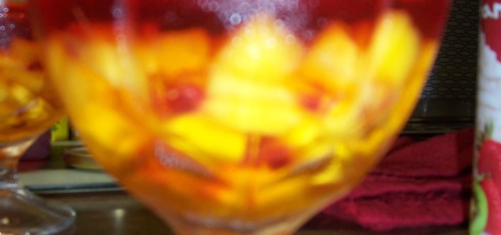 Galaretka z brzoskwiniami (autor: lucja1)