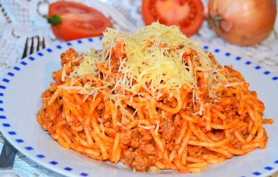 Ziołowe spaghetti bolognese