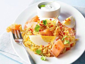 Kedgeree  ryż curry z rybą i jajkami