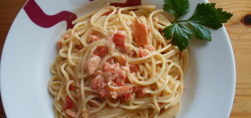 Spaghetti z łososiem i papryką (autor: dwa-pokoje-z
