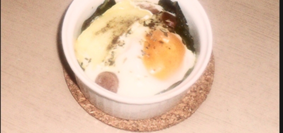 Jajko zapiekane ze szpinakiem (autor: noruas)