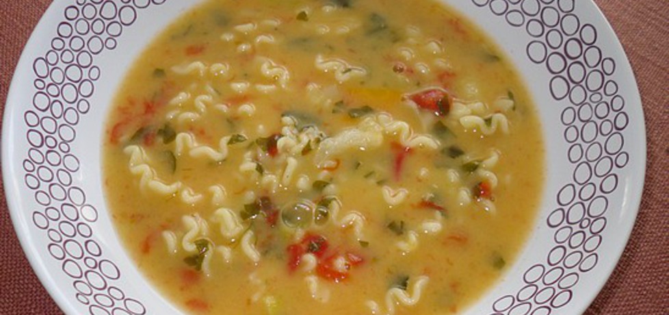 Wielowarzywna zupa z makaronem (autor: mysiunia ...