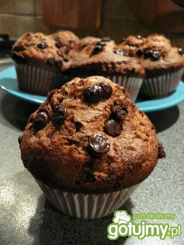 Przepis  muffiny z dużą ilością czekolady przepis
