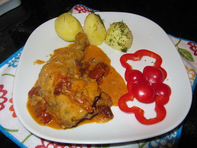 Kurczak w sosie z suszonych pomidorów