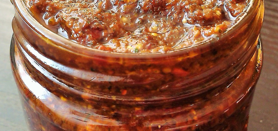 Pesto z suszonych pomidorów (autor: futka)