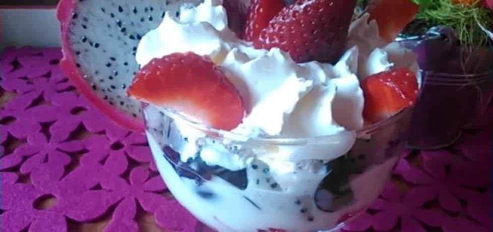 Pyszny deser ciasteczkowo jogurtowy (autor: czyki ...