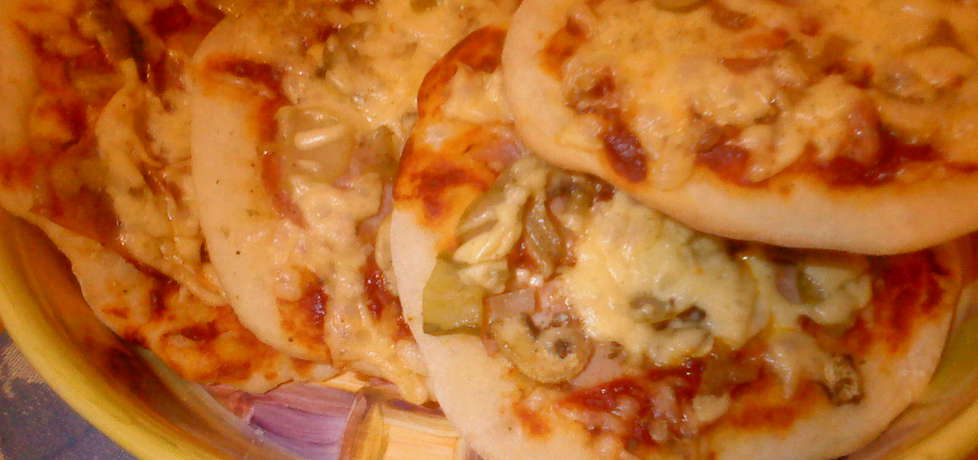 Pizzerinki z suszonymi drożdżami (autor: ania2610 ...