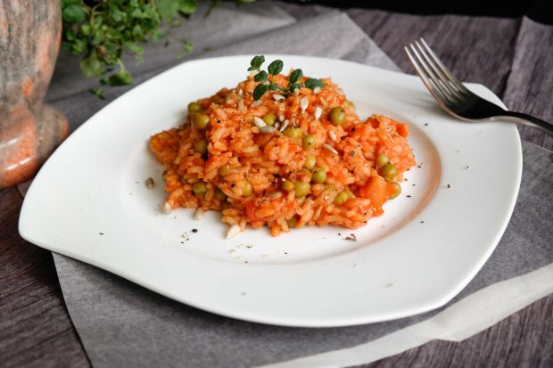 Przepis  risotto pomidorowe ze słonecznikiem przepis