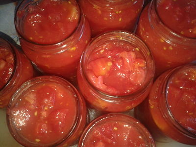 Pomidory w sosie własnym jak z puszki