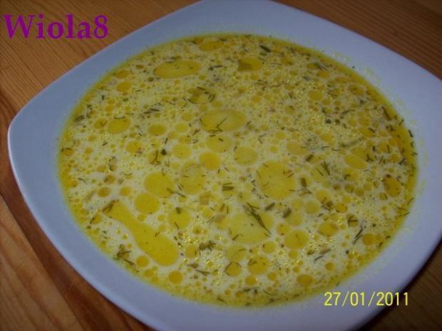 Przygotowanie: zupa ogórkowa. gotujmy.pl